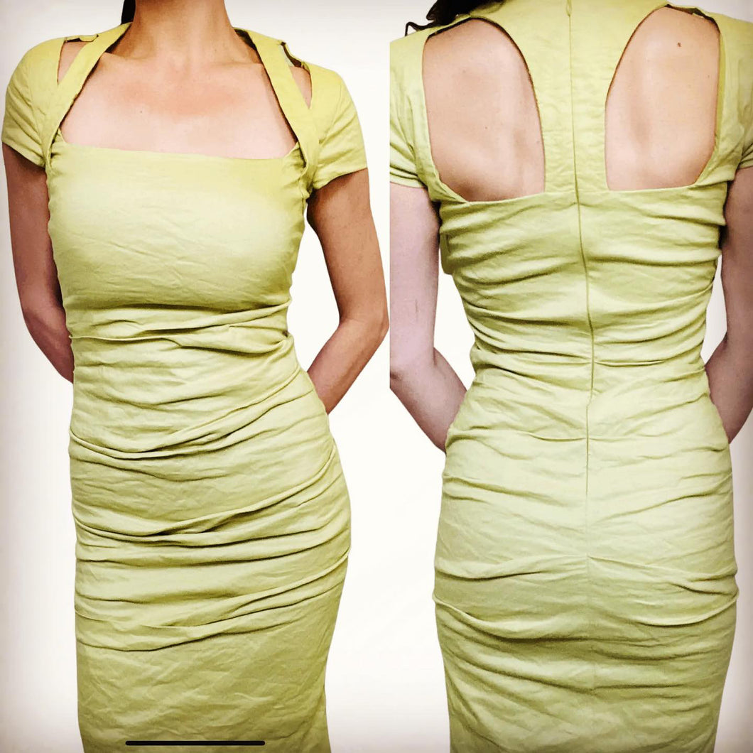 Nicole Miller Artelier pastel green figure flattering designer spring/summer dress.