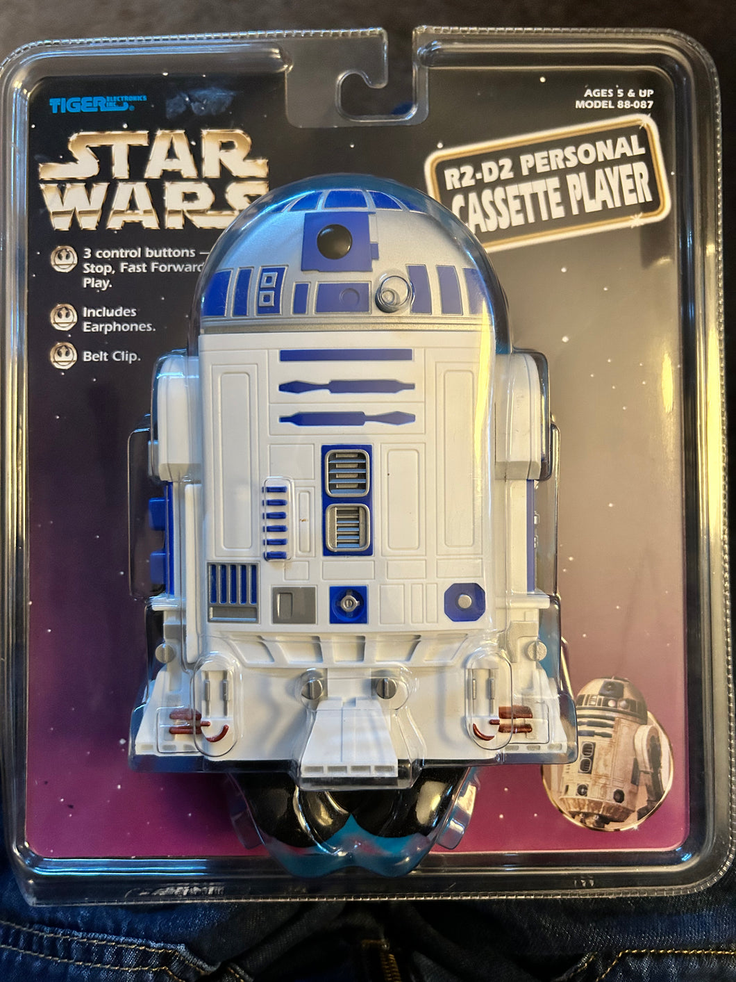 Original Star Wars vintage New in package. R2-D2 Data Droid Portable Cassette Player.